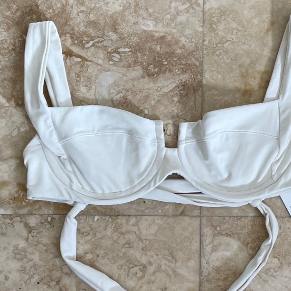 NWT LSpace Women's Camellia Bikini Top White